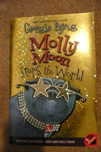 Molly Moon Stops the World (Molly Moon, 2)