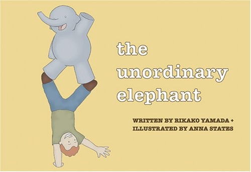 The Unordinary Elephant (English and Japanese Edition)