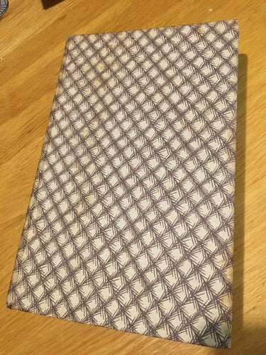 SMALL HOUSE/ALLINGTON