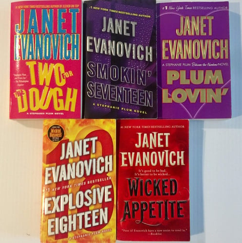 Two for the Dough (Stephanie Plum, No. 2) (Stephanie Plum Novels)