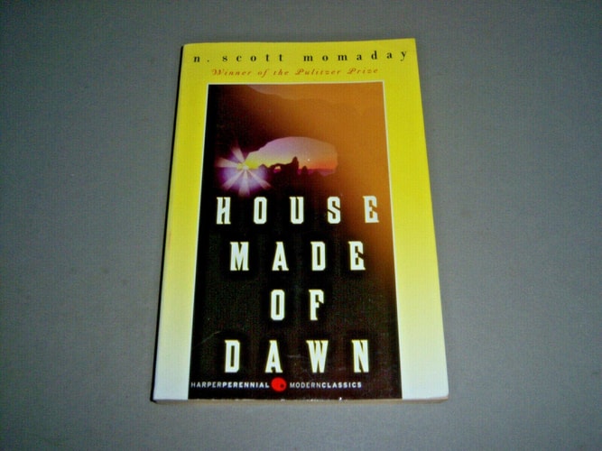 House Made of Dawn (Perennial Classics)